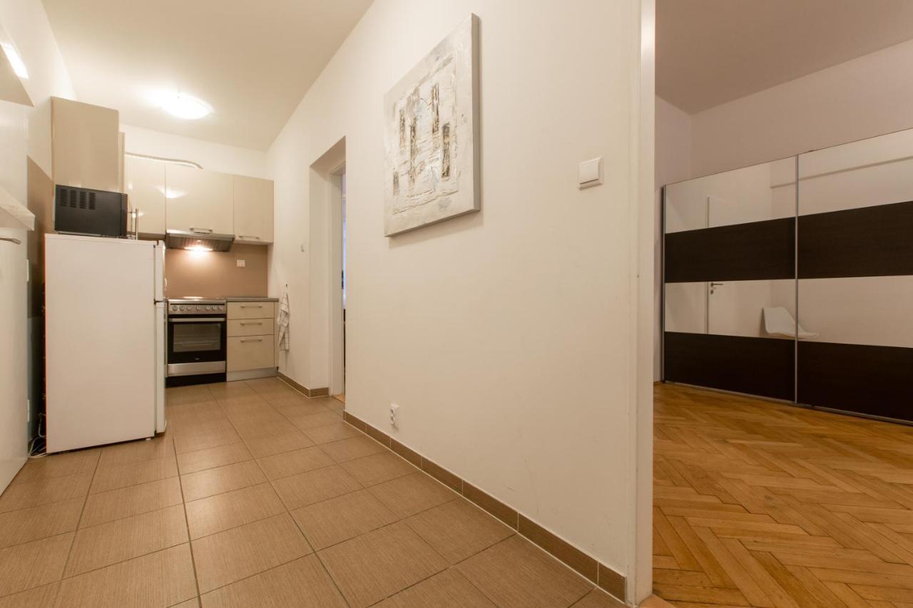 As Prague Apartments. National Theatre Apt. Old Town Buitenkant foto
