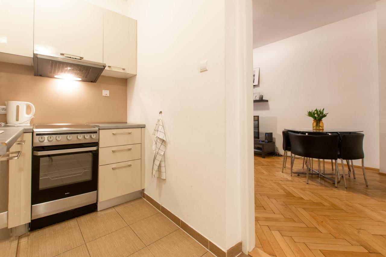 As Prague Apartments. National Theatre Apt. Old Town Buitenkant foto