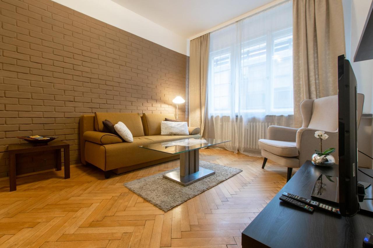 As Prague Apartments. National Theatre Apt. Old Town Buitenkant foto